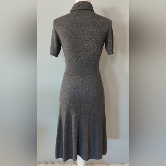 Cynthia Rowley Cashmere Blend Short Sleeve Turtleneck Sweater Dress - Picture 4 of 8
